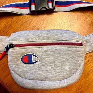 NWOT Champion waist/hip/crossbody bag